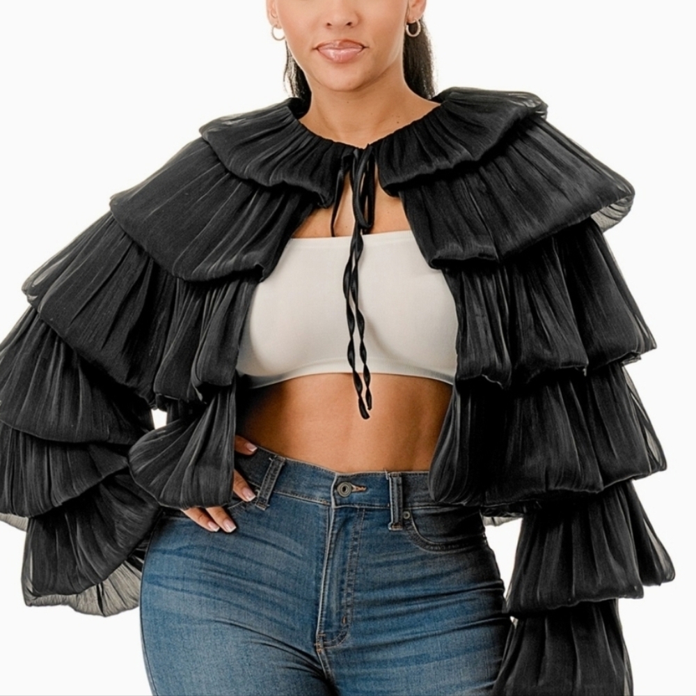 Black Layered Ruffle Cape Bubble Style Sz M